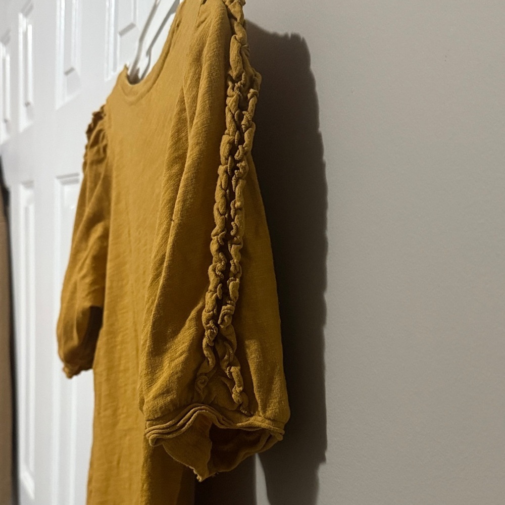 Maeve by Anthropologie Golden Yellow Short Sleeve Top Size Small - Picture 3 of 4